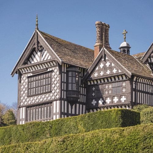 ian Mann & Son Funeral Home Bramhall - Near Bramahll Hall